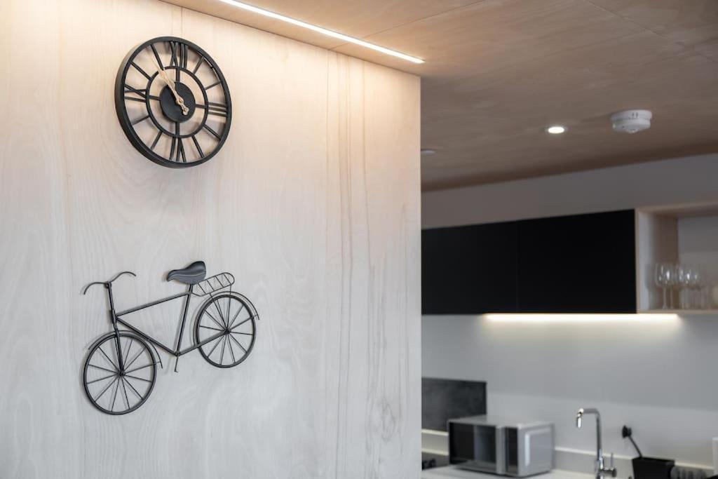 Luxury Stylish Apartment Central Манчестър Екстериор снимка